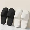 Chinelos 2024 mulheres banheiro nuvem eva femme verão casa interior quarto sandálias pantuflas sólido casual plana slides sapatos