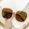 Gafas de sol 2024 Moda Oval para hombres y mujeres Resistente a los rayos UV Gafas unisex Gafas de sol Gafas de sol