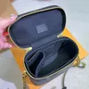 Womens Designer Handbag Top Quality Classic Cosmetic Bags Lady Mini Cases Box med innerväska Luxury Makeup Bag