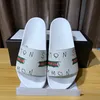 2024 pantofole firmate per uomo donna moda classica piatta scarpe estive da spiaggia uomo graffi in pelle gomma piatta floreale fiori diapositive cursori dhgate