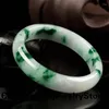 الإبلاغ إرسال شهادة Borma Jade Bracelet عائم زهرة الأخضر ميانمر الحجر الأساور