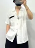 メンズカジュアルシャツメンズ半袖シャツ日本語レジャーシングル胸ルーズフィットデザイン印刷夏のファッションラペルトップス男性
