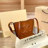 Borsa di design per borsetta Cuir Triumfal in pelle Triumalista BASSO MINIMALISTRO PER WOMENS 2024 BELLA borsa a tracolla a spalla singola a grande capacità versatile di grande capacità