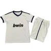 Real Madrids Retro bambini BELLINGHAM VINI JR maglie da calcio TCHOUAMENI CAMAVINGA ALABA MODRIC RODRYGO REAL MADRIDS kit per bambini uniformi maglia da calcio