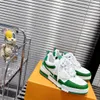 2024 Hot Luxury Designer Marke Skateboarding lässige Schuhe Männer Mesh Sneaker Loves Plattform Schnüre-up-Zweitplatzierte Frauen Sneakers Brot Schuh F2