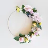 Party Decoration 1pcs Gold Metal Floral Hoop Garland med träbas för bröllopsbord Centerpieces Reception Diy Macame Decor