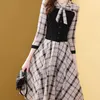 Partykleider Altersreduzierender westlicher Stil Plaid Stitching Retro-Kleid Damen Taille abnehmender Temperamentrock