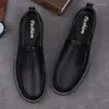 Casual Schuhe Männer Echtes Leder Luxe Loafers Turnschuhe 2024 Mode Bequeme Flache Handgemachte Retro Loafer Herren