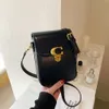 Pochette unica alla moda da bancone di alta qualità per cellulare Mini donna New Internet Borsa piccola quadrata rossa alla moda e versatile a tracolla