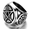 Bagues de cluster pour hommes couleur argent Pentacle Pentagram Star en acier inoxydable Biker Ring2979