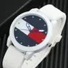 Orologio di marca di moda da donna, stile rettangolare, orologio di marca da donna, quadrante stile ragazza, cinturino in silicone, orologio da polso al quarzo A22