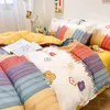 Sängkläder sätter söt enkel bomull 4-delad set lakan och quilt koreansk blommig flicka sovsal 3-stycks täcke