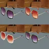Vintage Mens Designer Solglasögon Svart Small Frame Polarisera glasögon för Woman Cat Eye UV Protection Luxury Sun Glasses Women Beach Ornament GA0110 B4