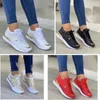 Scarpe casual con plateau sneakers da donna 2024 moda stringate appartamenti da donna corsa all'aperto passeggiate comode calzature femminili