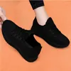 Casual Shoes Women's Sports Black Mesh Fabric Upper Breattable Hundred Sneakers Dagliga lätta kvinnor