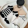 Zhuji Sokken Dames Lente/Zomer Zweetabsorberend en geurbestendig Korte sokken Instagram Trendy sokken Ondiepe mond Onzichtbare bootsokken