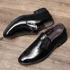 Zapatos Casuales Estilo Británico Cuero de Negocios para Hombres Versión Coreana Clásico Negro/Rojo Vino Cómodo Banquete Fiesta