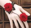 Braccialetti a maglie Anelli per dita con rosa rossa retrò Bracciale in pizzo fiore donna con anello Un regalo per cosplay per feste di gioielli di moda Opisthenar