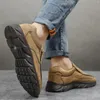 أحذية غير رسمية الرجال المتسكعون الخفيفة ينزلقون على المشي مريح المشي فاخر الذكور أحذية رياضية في الهواء الطلق يقود الأحذية 2024