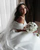 2021 Princess Wedding Dresses Satin Vintage Off The Shoulder Wedding Bride Dresses Long Train White Ivory Wedding Ball Gown