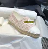 Espadrilles 디자이너 샌들 Claquette Fabric Canvas Flats 여성 숙녀 여름 캐주얼 신발 고급 여성 트레이너 크기 35-41