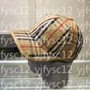 Sun Hat Ball Caps Graffiti Hat swobodne litery Galeria zakrzywiona czapka baseballowa Dept Brim dla mężczyzn i kobiet swobodne listy W-18