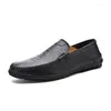 Chaussures décontractées en cuir véritable pour hommes, mocassins italiens de marque, respirants, à enfiler, noirs, pour la conduite, grande taille 38-47, 2024