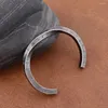 Bangle rostfritt stål mode viking rune armband vintage enkel nordisk twist manschett skandinaviska manliga smycken gåva