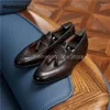 Chaussures décontractées en cuir noir à franges pour hommes d'affaires, mocassins de Style britannique à enfiler pour une fête, de haute qualité