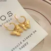 Golden Orange Light Luxus-Ohrringe, einzigartiges und hochwertiges Design, Metall-Schmetterling, kein Ohrloch, Moskito-Räucherplatten-Clip für Frauen, R3ti