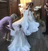 Abiti da sposa africani personalizzati con applicazioni in pizzo con strascico staccabile Abiti da sposa con spalle scoperte Abito da sposa arabo con strascico