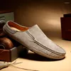 Scarpe casual Mezze estive da uomo Mocassini leggeri e traspiranti Appartamenti da esterno in pelle scamosciata Pantofole da uomo comode e alla moda