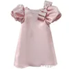 Flickor Satin Princess Dresses Childrens Pink Puff Sleeve Piano Costume Bow Party Dress Pure 240311