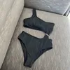 Costume da bagno bikini firmato Bikini di lusso Tinta unita Tuta sexy scolpita in tessuto strutturato Con imbottitura sul petto e senza supporto in acciaio