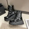 Buty Nowy metalowy łańcuch patent skórzane punkowe kostki kobiety 2024 Zimowy projektant czarny gotycki lolita buty kobieta masywne buty platformowe