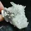 Decoratieve beeldjes 24gNatuurlijke witte kristallen cluster en messing vergroeiing kwarts mineraal kan worden gebruikt als huisdecoratie GEM