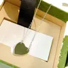 Orecchini a bottone classici con lettera in acciaio al titanio Designer per donne Gioielli regalo di compleanno per feste di matrimonio in oro Sier Rose con scatola