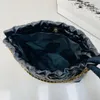 Borsa a tracolla classica da donna in metallo nero con catena a basso prezzo dal design di alta qualità