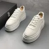 Casual Shoes Luxury Designers Dress Light Breattable Lace-Up White Sneakers Round Toe Business Leisure Walking Loafers V76