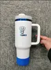 USA Warehouse 40oz doppelwandiger Edelstahl mit königsblauer Unterseite, Quencher-Becher, Outdoor-Reise-Wasserflaschenbecher mit Silikonboden für holografischen Laser