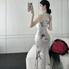 Vêtements ethniques Été Chinois Robe Rétro Élégant Sexy Slim Impression Taille Sans Manches Mi-longueur Femmes Améliorées Jeune Qipao