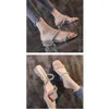 Top Heele Sandals Flip Flip dla letnich sandały kobiety noszą poza bajkowym stylem otwartym palcem palenczem 240228