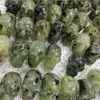 Figurki dekoracyjne 5cm kwarc naturalny prehnite kryształ rzeźbione czaszki ozdoby winogronowe rzemiosło Wicca dekoracje lecznicze czakry szlachetne i