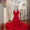 Affascinanti abiti da ballo lunghi rossi con scollo a O Appliques Abiti da sera sexy per feste di compleanno con perline di cristallo Robe De Soiree Custom Made