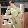 Etnische kleding jonge Chinese stijl groene composiet mesh omgekeerde cheongsam met grote mouwen lente elegante alledaagse jurk