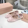 sandali firmati di lusso Yoga scarpe da ballo seta Miui mocassino con fiocco Scarpe da donna piatte da uomo di alta qualità camminata sexy Moda estiva Scarpa da balletto casual bassa all'aperto Con scatola