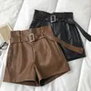 Shorts de couro pu feminino, shorts combinados com faixas largas, pernas curtas, sexy, outono inverno 240321