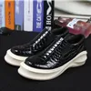 Casual Shoes Stone Stripe Man skórzana platforma butów Mężczyzna moda designerka obcasowa męska czarna