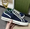 Projektant Tennis 1977 Mężczyźni Sneakers High Top Women Buty płaskie gumowe trenerzy haftowane platforma Sneaker Vintage Canvas Trener z pudełkiem