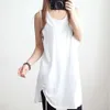 Fart Curtain Paired Sweatshirt Bottom Loose Fitting Vest with A Curved Open Cut and Exposed White Edge for Layering